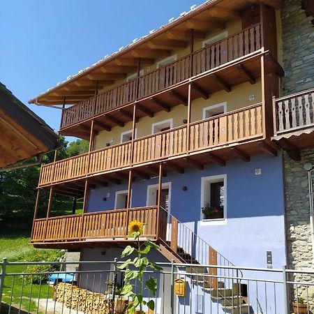 Bed and Breakfast Beb Luca76 Avise Экстерьер фото