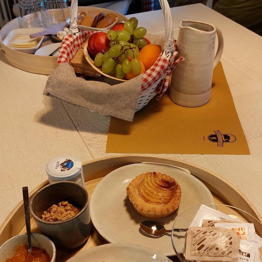 Bed and Breakfast Beb Luca76 Avise Экстерьер фото